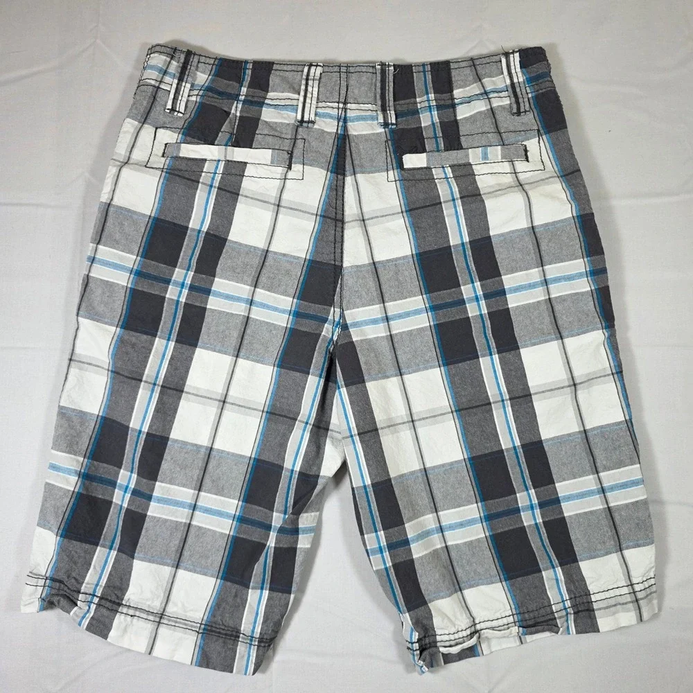 No Boundaries Mens Plaid Shorts Aqua Blue Grey White Cotton Size 30